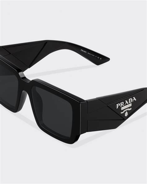 oculos de sol prada milano